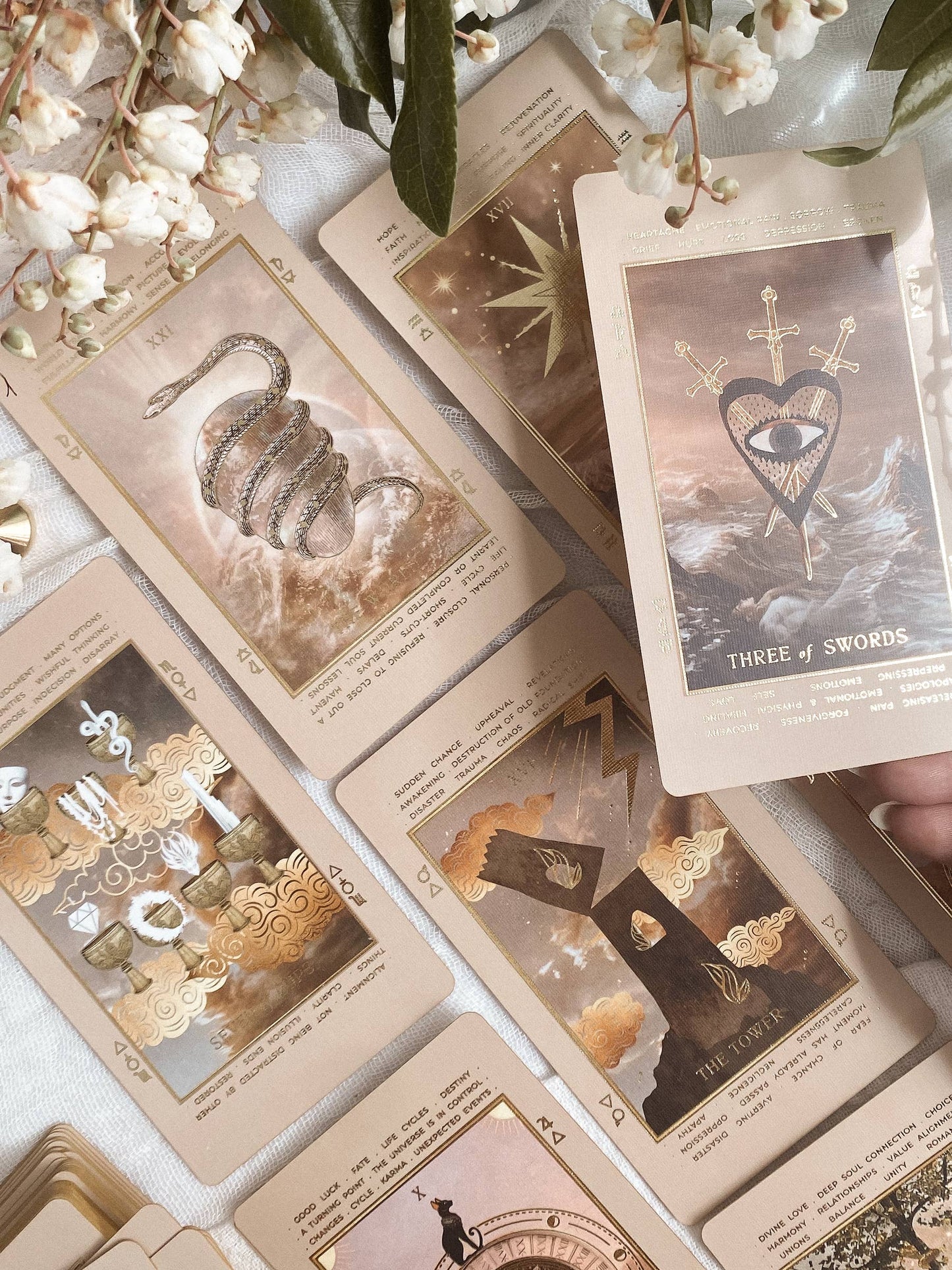 Lucid Dreams Tarot Deck with key words